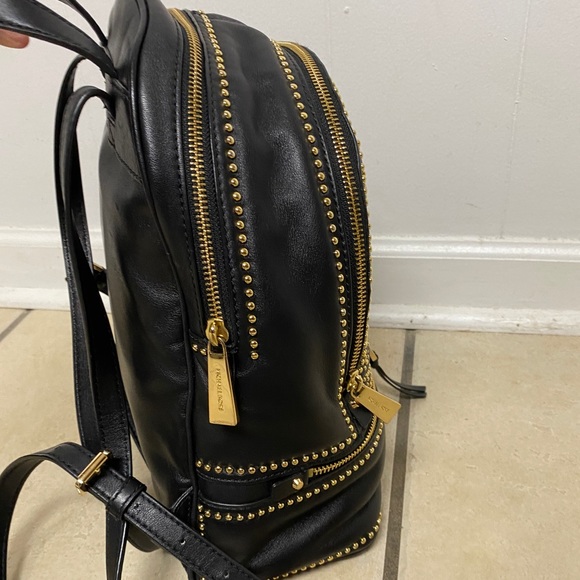 SOLD-SOLD - Picture 3 of 11